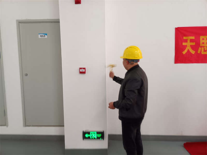 <a href=http://m.elecalloy.com.cn/gccf/ target=_blank class=infotextkey>合肥廠房裝修</a>